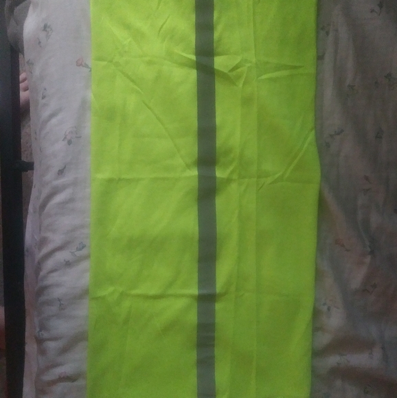 2 New Hi-Visibility Multipurpose Gator - Picture 1 of 4